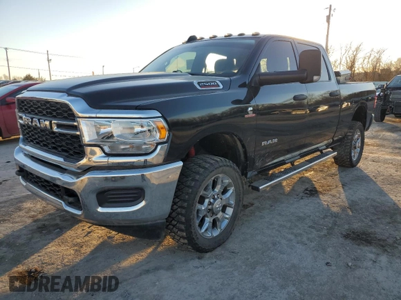 2022 Ram 2500 Tradesman with VIN 3C6UR5CL3NG126678, listed as a Copart auction lot 43810145 with 174,667 mi miles and Salvage Title. Bid and sale history available at carsss.com. Image 1.