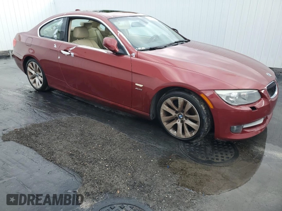 2012 BMW 3 Series 328i xDrive with VIN WBAKF5C57CE657457, listed as a Copart auction lot 82828733 with 95,113 mi miles and Clean Title. Bid and sale history available at carsss.com. Image 4.