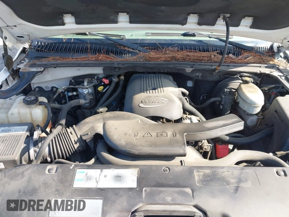 2003 Chevrolet Tahoe LS z VIN 1GNEC13Z83J195493, wystawiony jako IAAI lot #42472037 z przebiegiem 228 016 mil mil oraz . Historia ofert i sprzedaży dostępna na DreamBid. Obrazek 10.