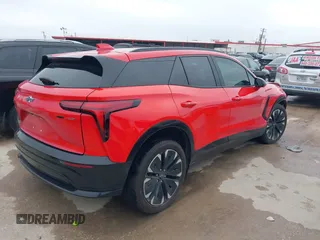2024 Chevrolet Blazer EV eAWD RS z VIN 3GNKDCRJXRS200875, wystawiony jako IAAI lot #41685206 z przebiegiem 7 610 mil mil oraz . Historia ofert i sprzedaży dostępna na DreamBid. Obrazek 4.
