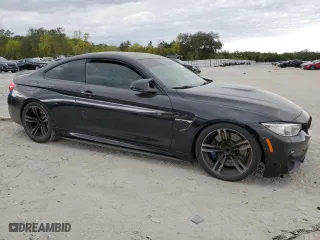 2017 BMW M4 with VIN WBS3R9C55HK709790, listed as a Copart auction lot 47598675 with 87,356 mi miles and Non Repairable. Bid and sale history available at carsss.com. Image 4.