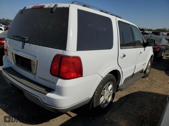 2003 Lincoln Navigator Luxury with VIN 5LMFU28R33LJ30766, listed as a Copart auction lot 74370994 with 125,904 mi miles and Clean Title. Bid and sale history available at carsss.com. Image 3.