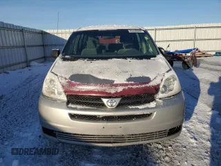 2004 Toyota Sienna with VIN 5TDZA29CX4S140010, listed as a Copart auction lot 85020844 with 284,385 mi miles and Clean Title. Bid and sale history available at DreamBid. Image 5.