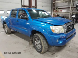 2008 Toyota Tacoma z VIN 5TELU42N18Z559778, wystawiony jako IAAI lot #42049220 z przebiegiem 237 385 mil mil oraz . Historia ofert i sprzedaży dostępna na DreamBid. Obrazek 1.