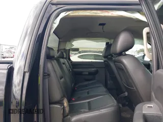 2011 GMC Sierra 1500 SLE z VIN 3GTP1VE0XBG306560, wystawiony jako IAAI lot #41496403 z przebiegiem 213 831 mil mil oraz . Historia ofert i sprzedaży dostępna na DreamBid. Obrazek 8.