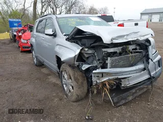 2017 GMC Terrain SLE z VIN 2GKALNEK0H6322213, wystawiony jako IAAI lot #42001066 z przebiegiem 84 892 mil mil oraz . Historia ofert i sprzedaży dostępna na DreamBid. Obrazek 6.