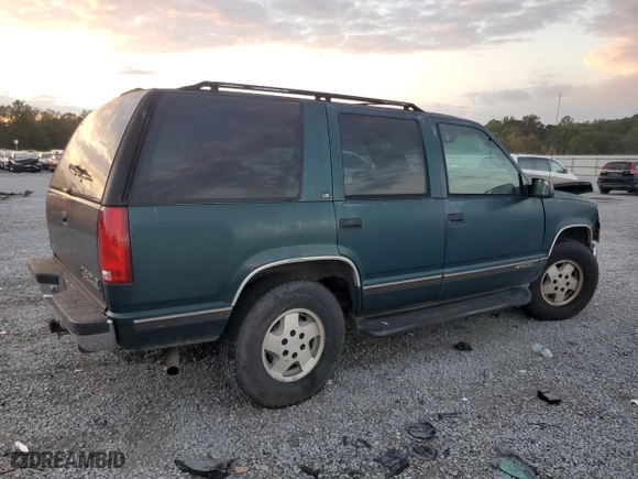 1995 Chevrolet Tahoe with VIN 1GNEK13K6SJ451263, listed as a Copart auction lot 73680184 with 189,013 mi miles and Salvage Title. Bid and sale history available at carsss.com. Image 3.