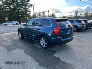 2023 Volvo XC90 Core with VIN YV4L12PV0P1948505, listed as a Copart auction lot 48177535 with 98,270 mi miles and Clean Title. Bid and sale history available at carsss.com. Image 3.