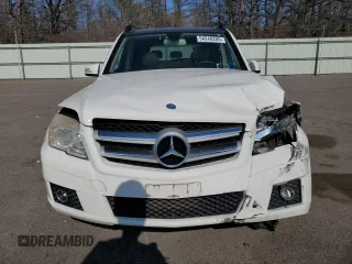 2010 Mercedes-Benz GLK 350 with VIN WDCGG8HB4AF490370, listed as a Copart auction lot 54248285 with 142,374 mi miles and Salvage Title. Bid and sale history available at DreamBid. Image 5.