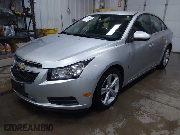 2014 Chevrolet Cruze 2LT z VIN 1G1PE5SB4E7393620, wystawiony jako IAAI lot #42056437 z przebiegiem 173 687 mil mil oraz . Historia ofert i sprzedaży dostępna na DreamBid. Obrazek 19.