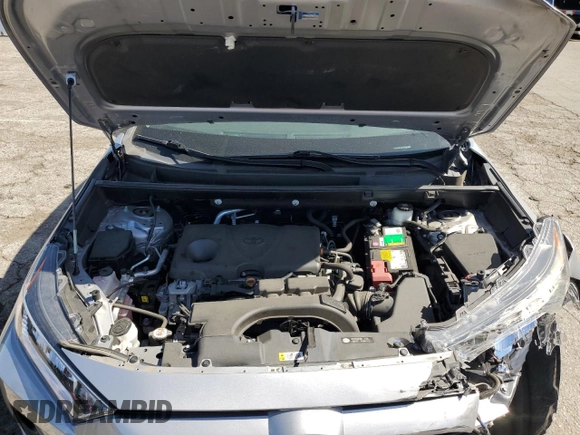 2020 Toyota RAV4 XLE Premium with VIN 2T3C1RFV4LW079612, listed as a Copart auction lot 47587375 with 40,218 mi miles and Salvage Title. Bid and sale history available at carsss.com. Image 13.