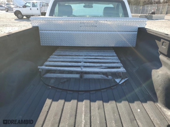 2007 Chevrolet Silverado 1500 LT w/1LT with VIN 1GCEC14087Z633641, listed as a Copart auction lot 81622724 with 42,468 mi miles and Clean Title. Bid and sale history available at carsss.com. Image 10.