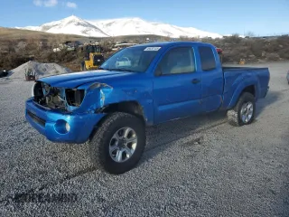 2006 Toyota Tacoma with VIN 5TEUU42N06Z224478, listed as a Copart auction lot 49030145 with 263,775 mi miles and Salvage Title. Bid and sale history available at carsss.com. Image 1.