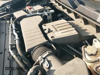 2020 Chevrolet Silverado 1500 Custom z VIN 1GCRWBEK1LZ356193, wystawiony jako IAAI lot #42324802 z przebiegiem 91 187 mil mil oraz . Historia ofert i sprzedaży dostępna na DreamBid. Obrazek 19.