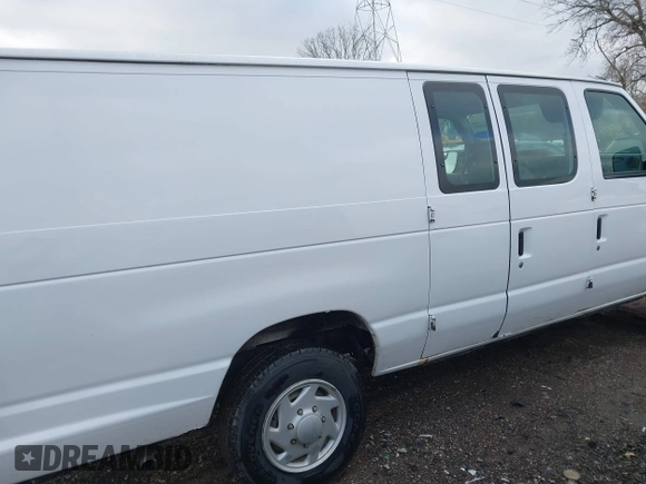 2014 Ford Econoline Cargo Commercial with VIN 1FTNS1EW3EDA83975, listed as a IAAI auction lot 41503491 with 279,018 mi miles. Bid and sale history available at carsss.com. Image 13.