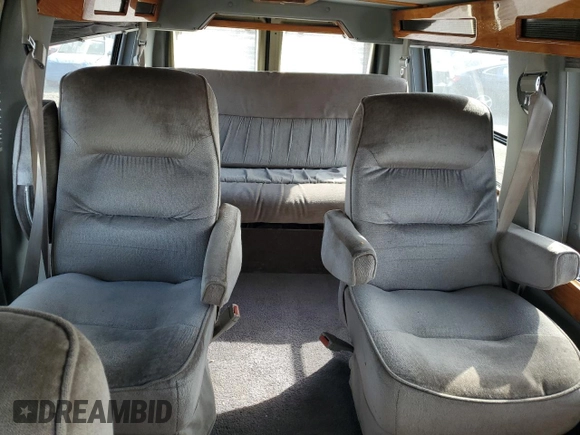 1995 Ford Econoline Cargo with VIN 1FDEE14N2SHA25954, listed as a Copart auction lot 44101475 with 191,730 mi miles and Salvage Title. Bid and sale history available at carsss.com. Image 10.