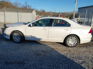 2010 Ford Fusion Hybrid with VIN 3FADP0L34AR287532, listed as a IAAI auction lot 40817732 with 161,351 mi miles. Bid and sale history available at carsss.com. Image 14.