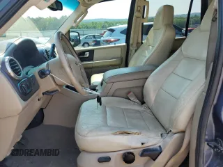 2003 Ford Expedition Special Service с VIN 1FMFU16L23LB07393, выставлен на аукционе Copart как лот 62140765 с пробегом 132 776 миль миль и Списание • Salvage title. История ставок и продаж доступна на DreamBid. Изображение 7.