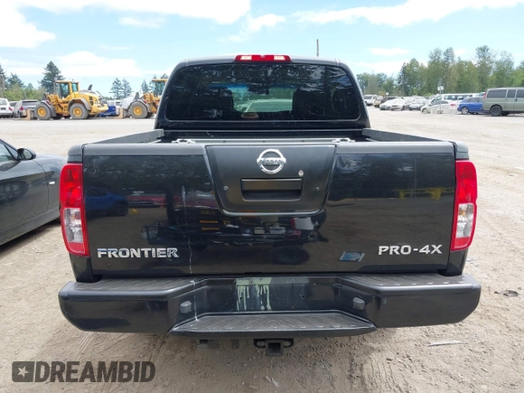 2010 Nissan Frontier SE z VIN 1N6AD0EV3AC436304, wystawiony jako IAAI lot #42532271 z przebiegiem 305 162 mil mil oraz . Historia ofert i sprzedaży dostępna na DreamBid. Obrazek 16.