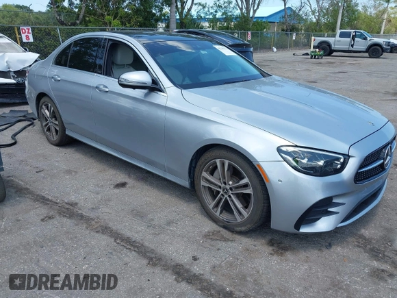 2021 Mercedes-Benz E 350 with VIN W1KZF8DB4MA977647, listed as a IAAI auction lot 42241573 with 33,666 mi miles and . Bid and sale history available at DreamBid. Image 1.