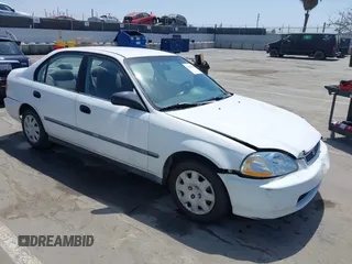 1996 Honda Civic DX z VIN 1HGEJ6624TL018102, wystawiony jako IAAI lot #42104666 z przebiegiem 249 640 mil mil oraz . Historia ofert i sprzedaży dostępna na DreamBid. Obrazek 1.