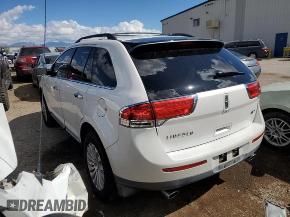 2012 Lincoln MKX with VIN 2LMDJ6JK1CBL02563, listed as a Copart auction lot 71600634 with 177,795 mi miles and Salvage Title. Bid and sale history available at carsss.com. Image 2.