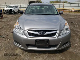 2010 Subaru Legacy Premium All-Weather Anniversary z VIN 4S3BMBC68A3242446, wystawiony jako Copart lot #51546125 z przebiegiem 190 700 mil mil oraz Czysty tytuł • Clean title. Historia ofert i sprzedaży dostępna na DreamBid. Obrazek 5.