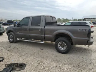 2003 Ford Super Duty F-250 XL with VIN 1FTNW21P43EB54665, listed as a Copart auction lot 70844564 with 0 mi miles and Salvage Title. Bid and sale history available at carsss.com. Image 2.