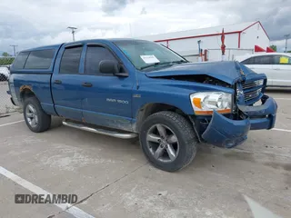 2006 Dodge 1500 SLT z VIN 1D7HU18226S622797, wystawiony jako IAAI lot #42334599 z przebiegiem 402 362 mil mil oraz . Historia ofert i sprzedaży dostępna na DreamBid. Obrazek 1.