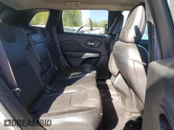 2018 Jeep Cherokee Trailhawk with VIN 1C4PJMBXXJD619860, listed as a Copart auction lot 52598535 with 82,430 mi miles and Salvage Title. Bid and sale history available at carsss.com. Image 11.
