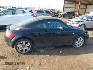2004 Audi TT with VIN TRUWT28N941004373, listed as a IAAI auction lot 41886696 with 137,266 mi miles. Bid and sale history available at carsss.com. Image 13.