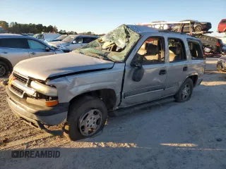 2004 Chevrolet Tahoe LS with VIN 1GNEK13Z54R113046, listed as a Copart auction lot 83532324 with 0 mi miles and Salvage Title. Bid and sale history available at carsss.com. Image 1.