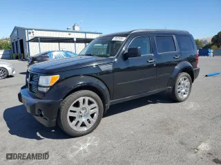 2007 Dodge Nitro R/T with VIN 1D8GT58677W627976, listed as a Copart auction lot 70620994 with 146,750 mi miles and Salvage Title. Bid and sale history available at carsss.com. Image 1.