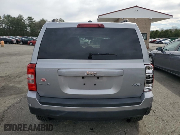 2015 Jeep Patriot High Altitude with VIN 1C4NJRFB0FD303636, listed as a Copart auction lot 48742845 with 125,420 mi miles and Salvage Title. Bid and sale history available at carsss.com. Image 6.