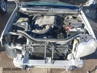 2006 Jeep Grand Cherokee Overland with VIN 1J8HR682X6C260987, listed as a IAAI auction lot 41669713 with 179,512 mi miles. Bid and sale history available at carsss.com. Image 10.