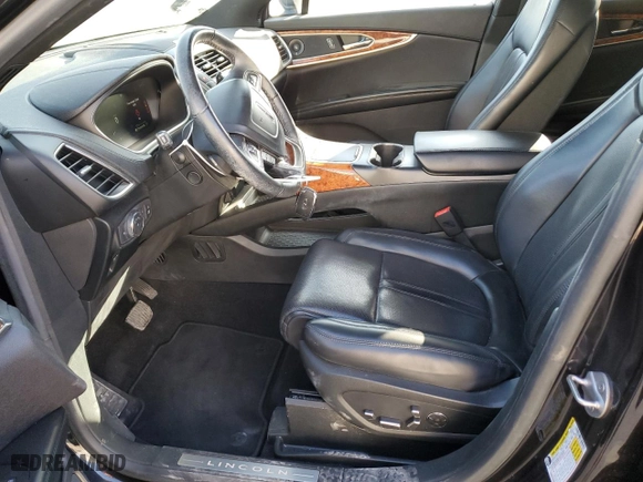 2019 Lincoln Nautilus Reserve with VIN 2LMPJ6LP7KBL51285, listed as a Copart auction lot 75770414 with 48,251 mi miles and Salvage Title. Bid and sale history available at carsss.com. Image 7.