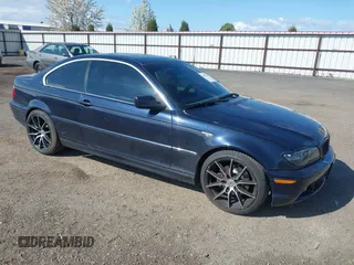 2006 BMW 3 Series 325Ci with VIN WBABD33446PL08864, listed as a IAAI auction lot 42078036 with 146,880 mi miles. Bid and sale history available at carsss.com. Image 1.