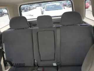 2004 Mitsubishi Outlander LS z VIN JA4LX31F44U047876, wystawiony jako Copart lot #59395585 z przebiegiem 148 726 mil mil oraz Szkoda całkowita • Salvage title. Historia ofert i sprzedaży dostępna na DreamBid. Obrazek 10.
