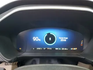 2022 Ford Escape Titanium Plug-In Hybrid z VIN 1FMCU0LZ2NUA23870, wystawiony jako Copart lot #84024854 z przebiegiem 27 759 mil mil oraz Szkoda całkowita • Salvage title. Historia ofert i sprzedaży dostępna na DreamBid. Obrazek 9.