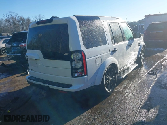 2016 Land Rover LR4 HSE with VIN SALAG2V68GA800308, listed as a IAAI auction lot 41307574 with 97,370 mi miles and . Bid and sale history available at DreamBid. Image 4.