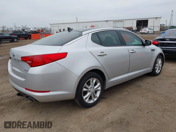 2013 Kia Optima EX with VIN 5XXGN4A72DG153731, listed as a IAAI auction lot 42079123 with 137,081 mi miles. Bid and sale history available at carsss.com. Image 4.