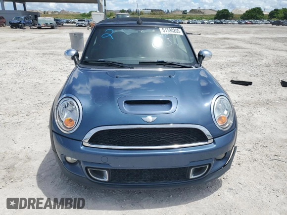 2011 MINI Convertible S with VIN WMWZP3C50BTX83220, listed as a Copart auction lot 61590205 with 80,979 mi miles and Salvage title. Bid and sale history available at DreamBid. Image 5.