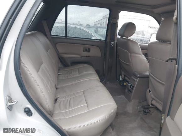 1997 Toyota 4Runner Limited with VIN JT3GN87R5V0021375, listed as a IAAI auction lot 41529146 with 226,304 mi miles. Bid and sale history available at carsss.com. Image 8.