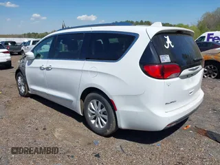 2018 Chrysler Pacifica Touring L Plus с VIN 2C4RC1EG9JR131199, выставлен на аукционе IAAI как лот 41866059 с пробегом 36 686 миль миль и . История ставок и продаж доступна на DreamBid. Изображение 3.