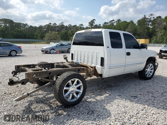 2000 GMC Sierra 1500 SLE with VIN 1GTEK19T6YZ288911, listed as a Copart auction lot 53538215 with 211,341 mi miles and Salvage Title. Bid and sale history available at DreamBid. Image 3.