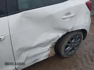 2020 Toyota Yaris LE с VIN 3MYDLBJV5LY706259, выставлен на аукционе IAAI как лот 41479601 с пробегом 79 270 миль миль и . История ставок и продаж доступна на DreamBid. Изображение 6.