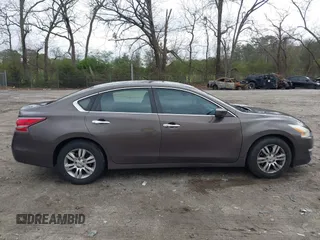 2014 Nissan Altima 2.5 S with VIN 1N4AL3APXEN228967, listed as a IAAI auction lot 41869277 with 174,149 mi miles. Bid and sale history available at carsss.com. Image 13.