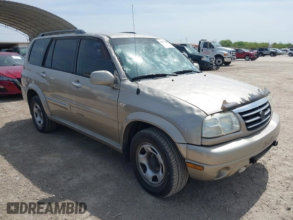 2002 Suzuki XL-7 Standard with VIN JS3TX92V424119690, listed as a IAAI auction lot 41877483 with 113,590 mi miles. Bid and sale history available at carsss.com. Image 1.