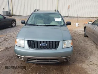 2005 Ford Freestyle SE with VIN 1FMZK01195GA74424, listed as a IAAI auction lot 41671994 with 238,292 mi miles. Bid and sale history available at carsss.com. Image 12.