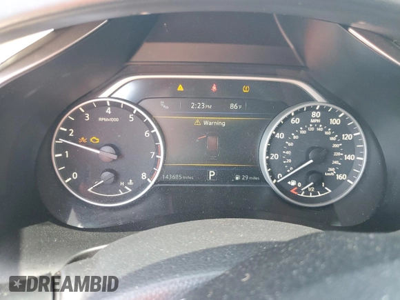 2015 Nissan Murano Platinum z VIN 5N1AZ2MG7FN284473, wystawiony jako Copart lot #53163215 z przebiegiem 143 685 mil mil oraz Szkoda całkowita • Salvage title. Historia ofert i sprzedaży dostępna na DreamBid. Obrazek 9.